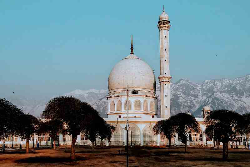 Hazratbal Shrine