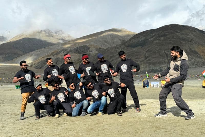 Ladakh Bike Expedition: Srinagar-Leh-Manali Circuit with Umling La (11N/12D)