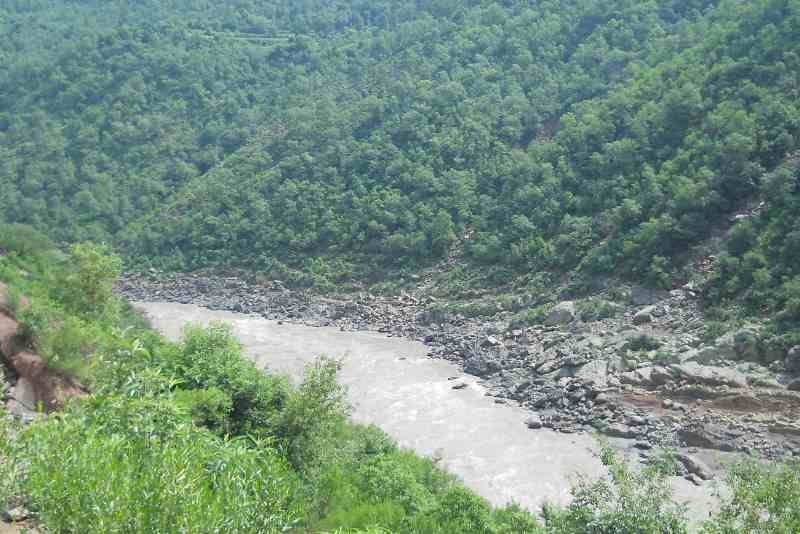 Kashmir Couple's Escape: 6 Nights of Scenic Beauty