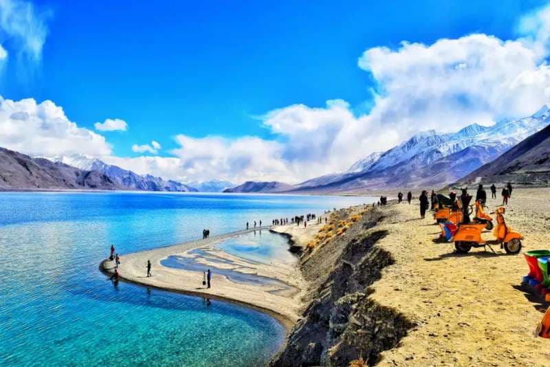 7 Days Leh Ladakh Tour with Nubra Valley | 6-10 Pax in Tempo Traveller