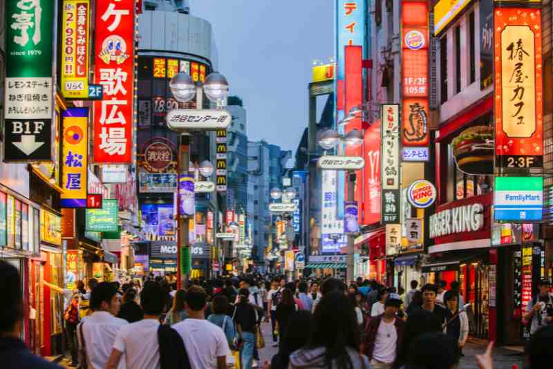 Scenic 6 Days Japan Tour Package