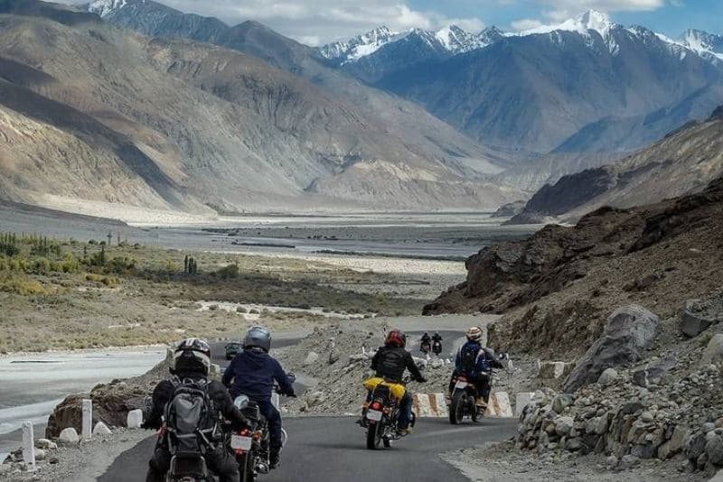 leh ladakh bike trip